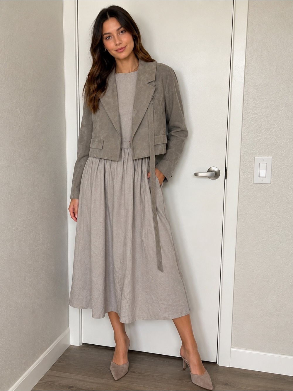 Women's Cropped Suede Jacket in Light Gray